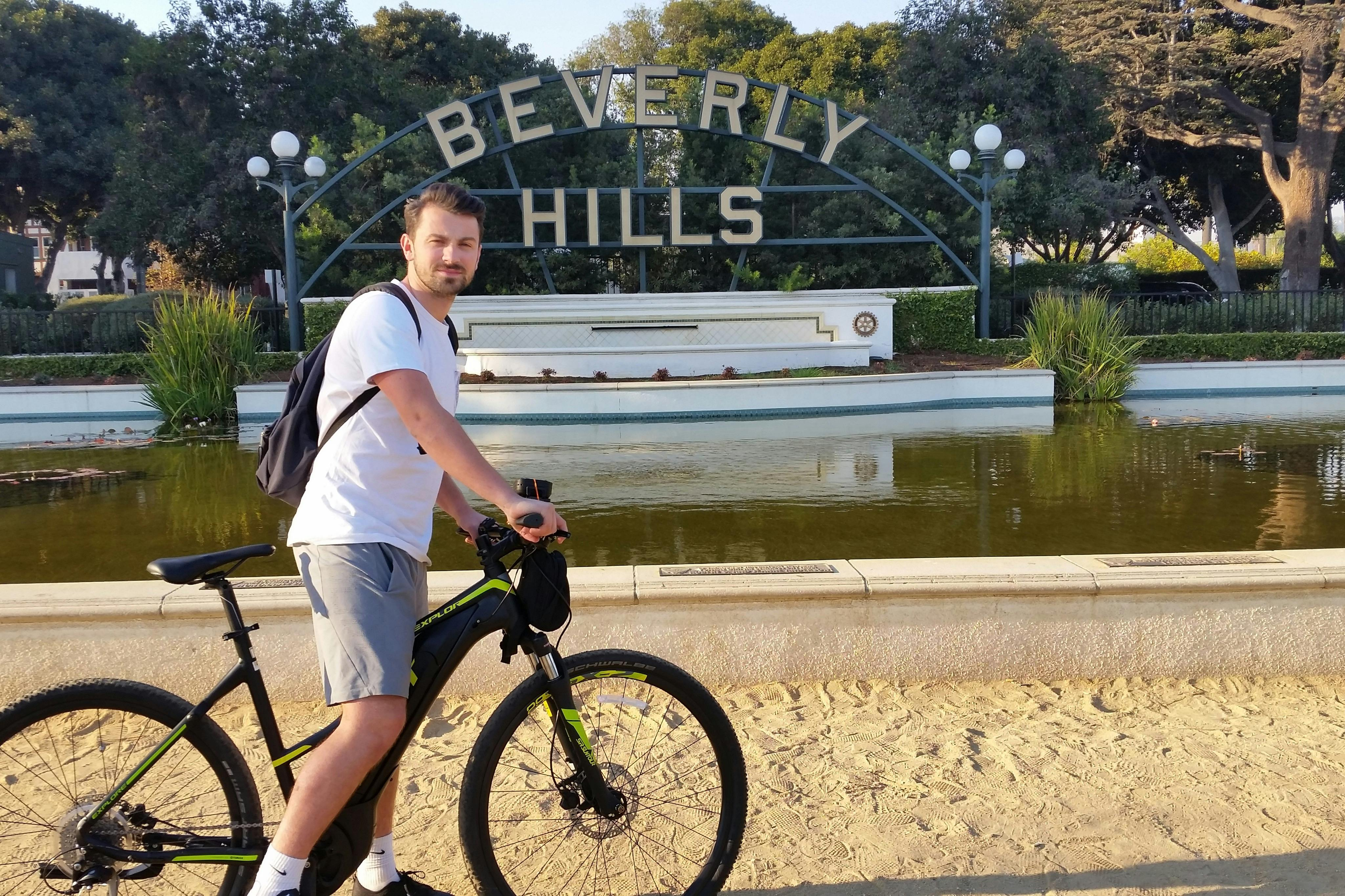 Los Angeles: Beverly Hills Sightseeing E-bike Tour - Photo 1 of 25
